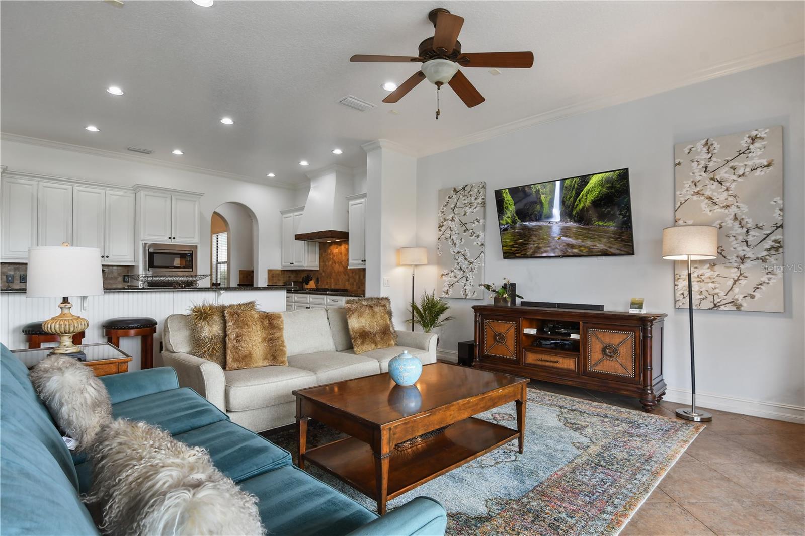 1040 Castle Pines Ct Property Photo 19