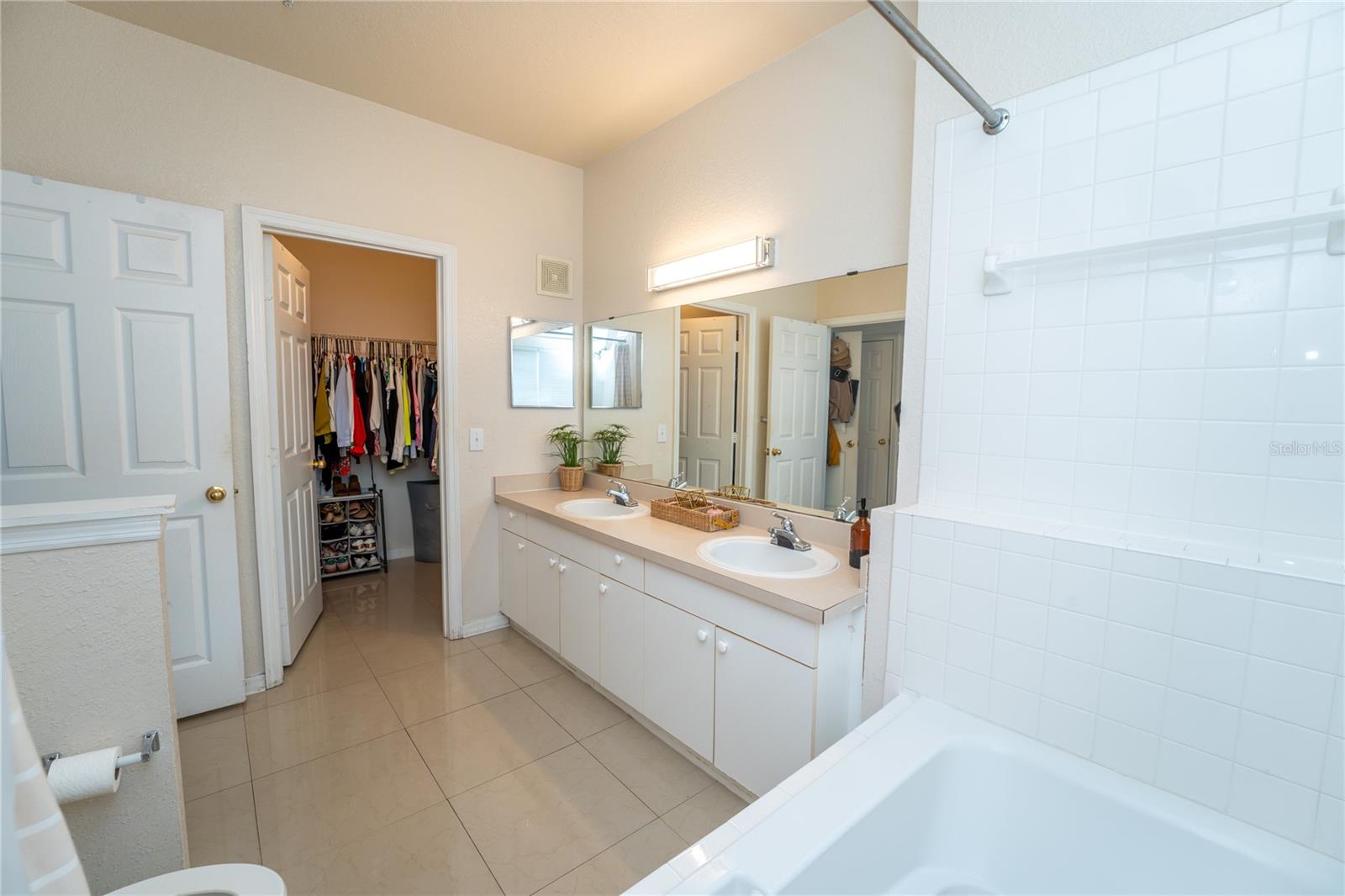 3593 Conroy Rd #437 Property Photo 16