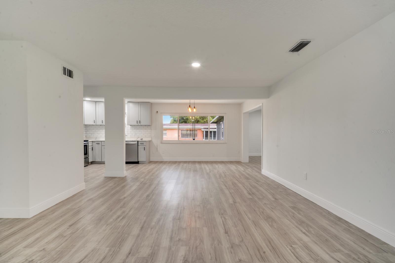 4401 Marshall St Property Photo 19