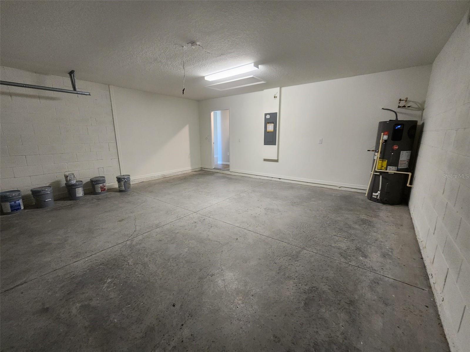715 Overpool Ave Property Photo 28