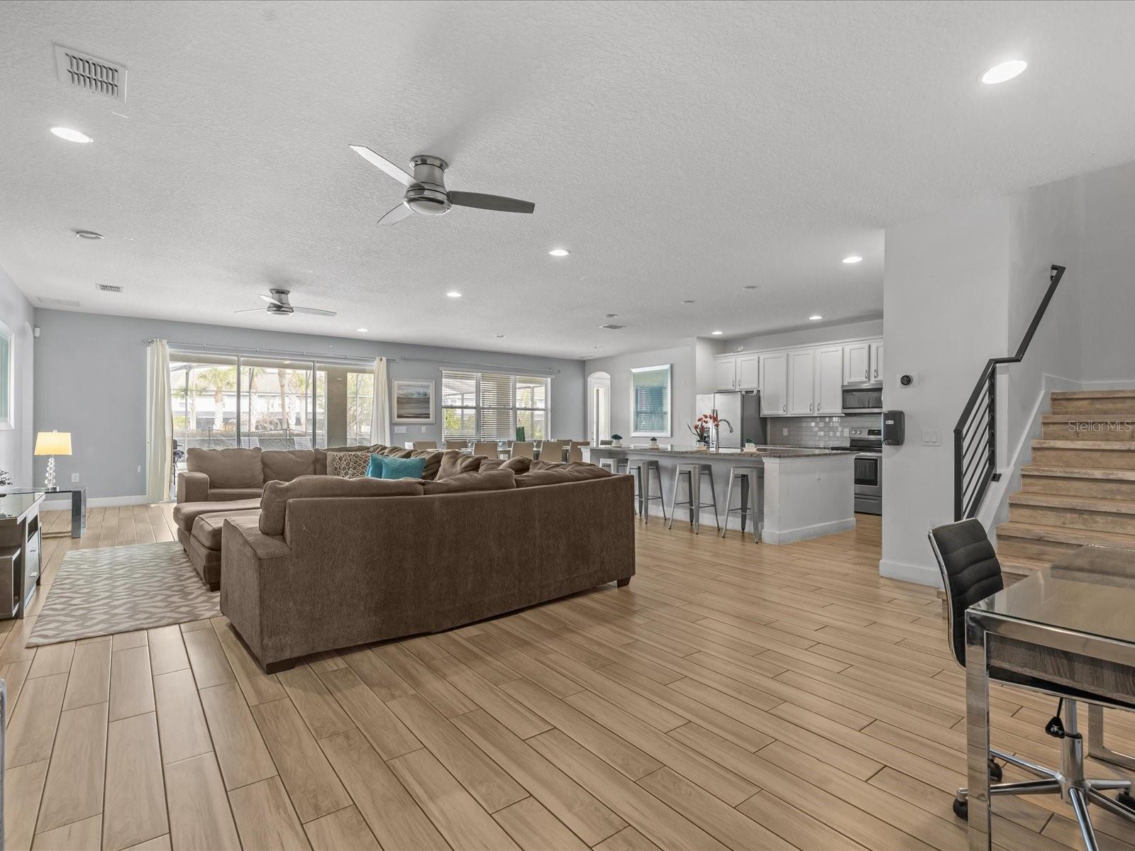 6012 Oak Green Loop Property Photo 11