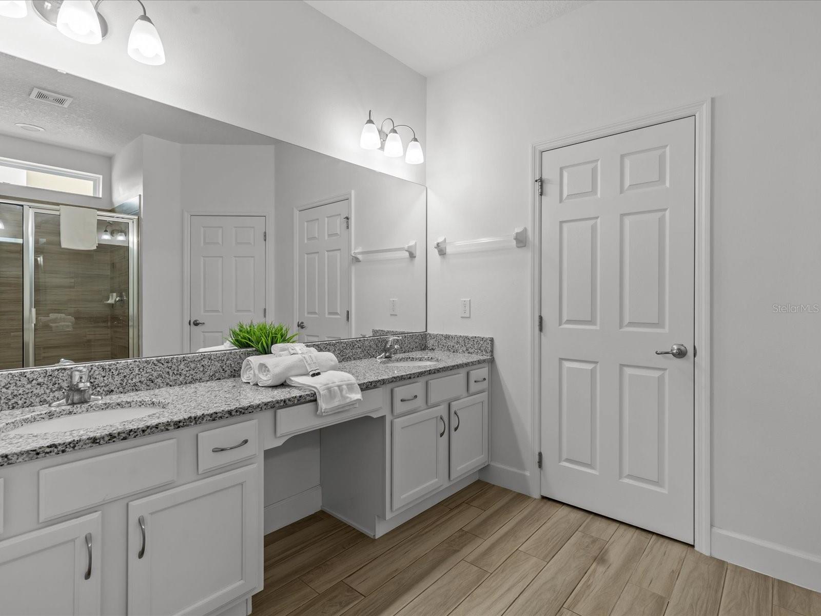 6012 Oak Green Loop Property Photo 21