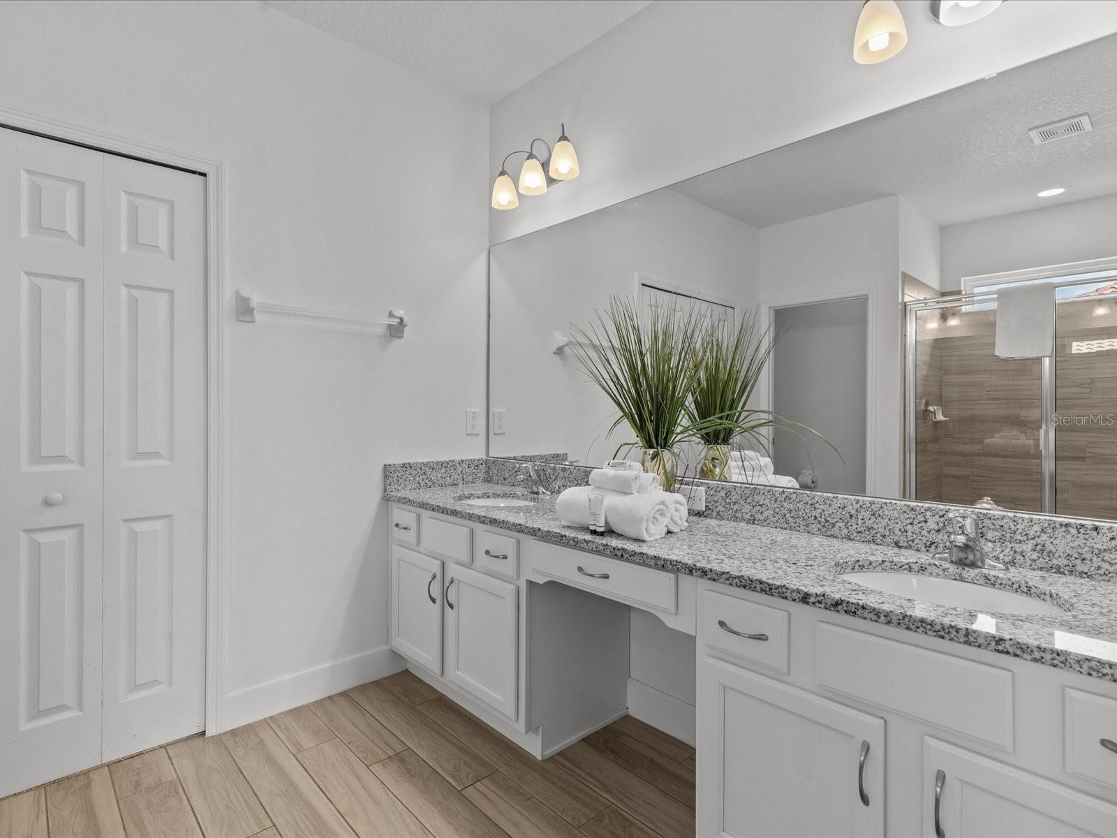6012 Oak Green Loop Property Photo 32