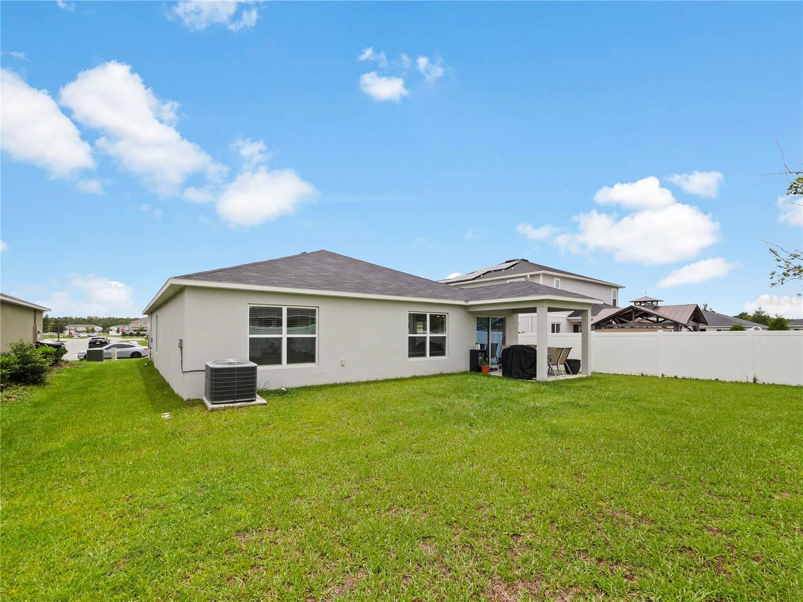 2894 Mosshire Cir Property Photo 12