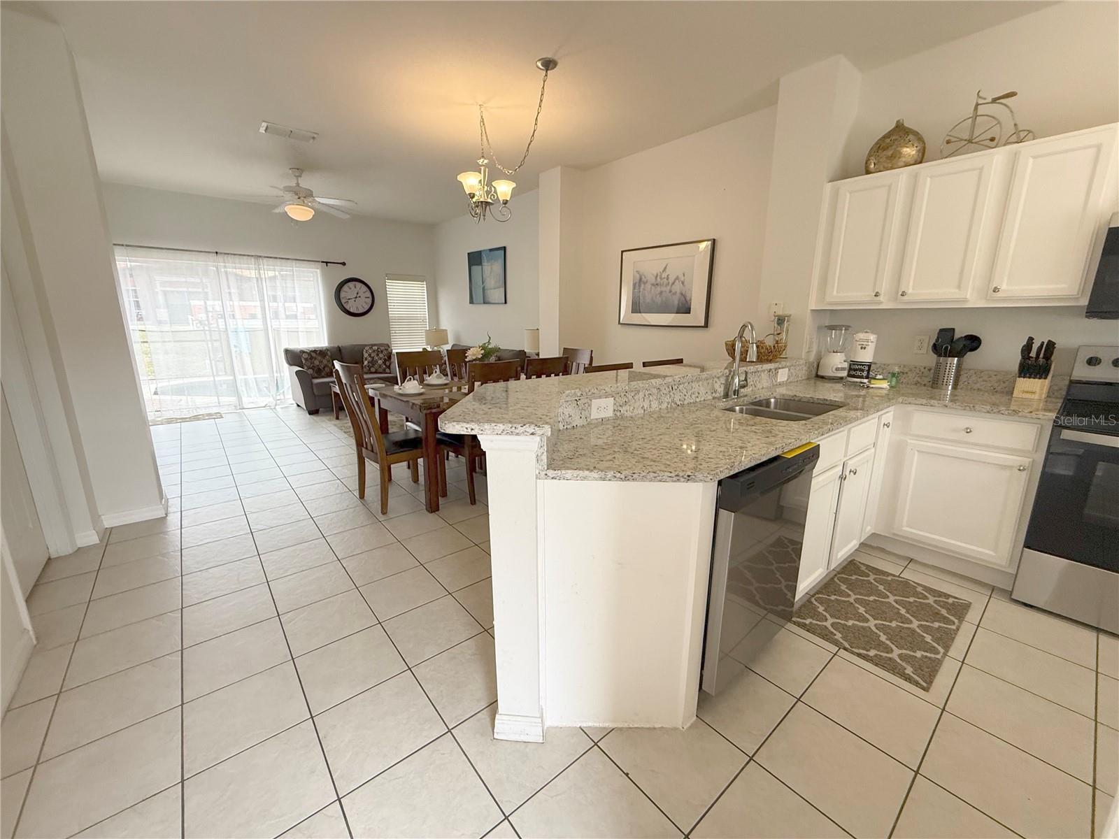 8545 Bay Lilly Loop Property Photo 9