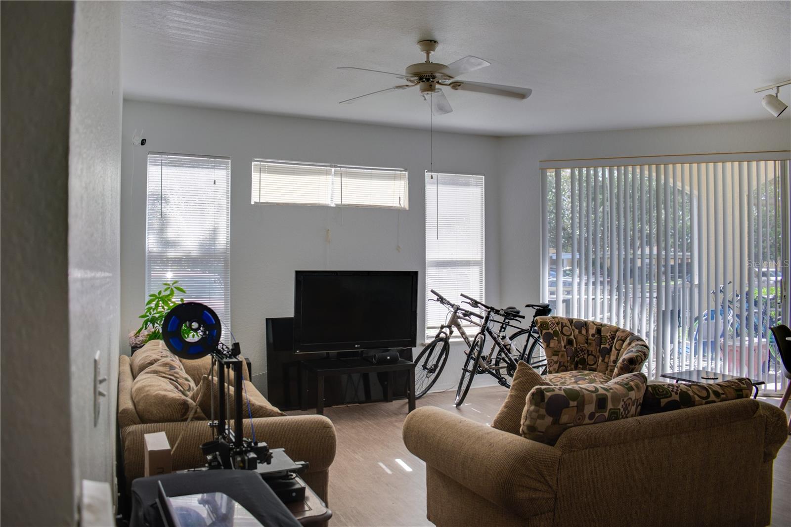 1100 Lake Shadow Cir #2101 Property Photo 5