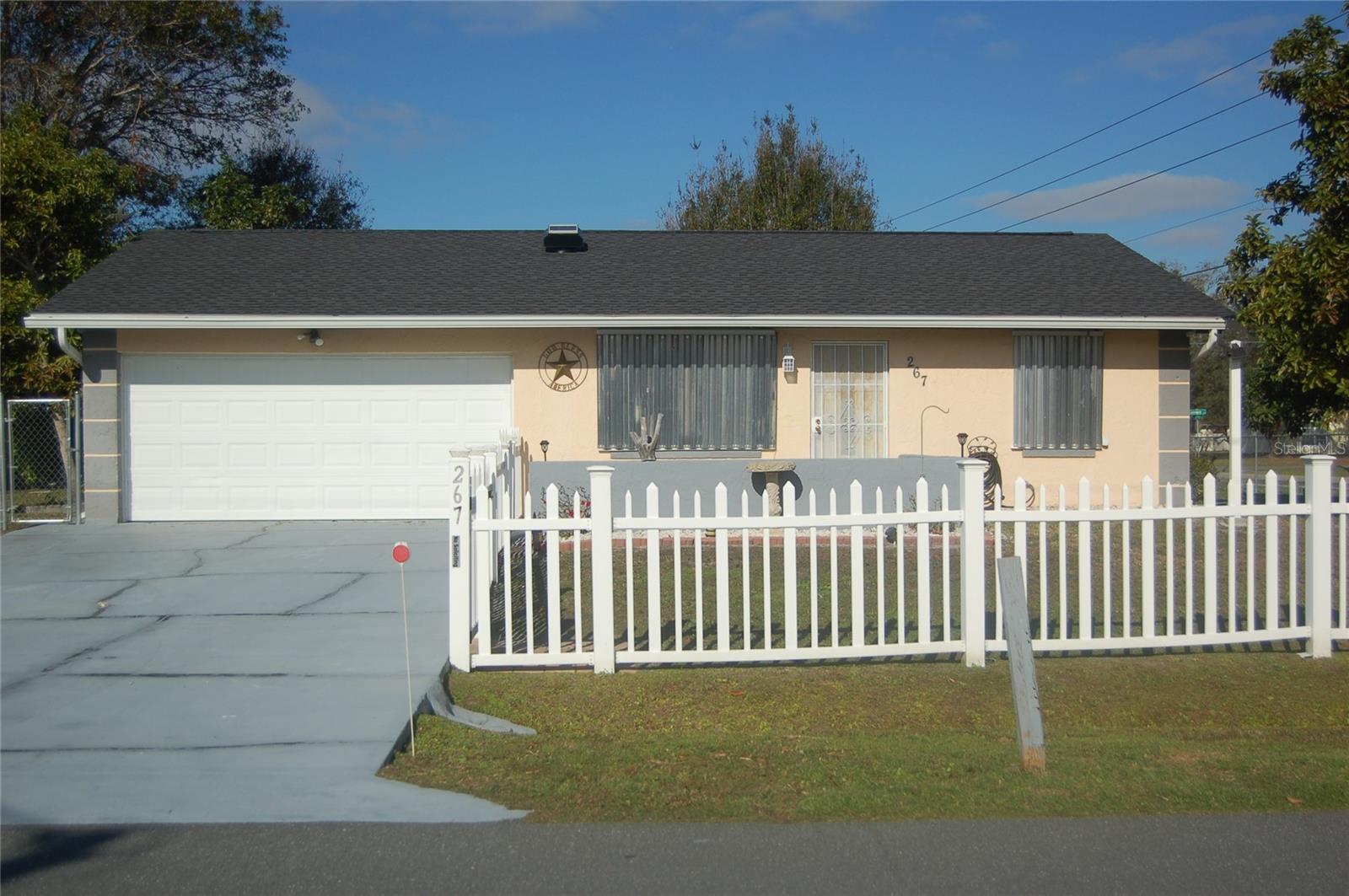 267 Cranbrook Dr Property Photo 1