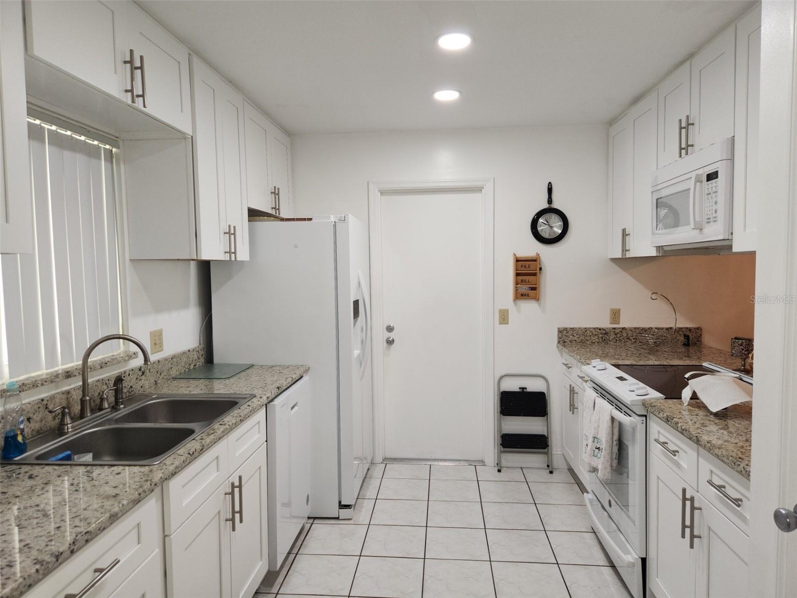 2518 Bowmer Dr Property Photo 7