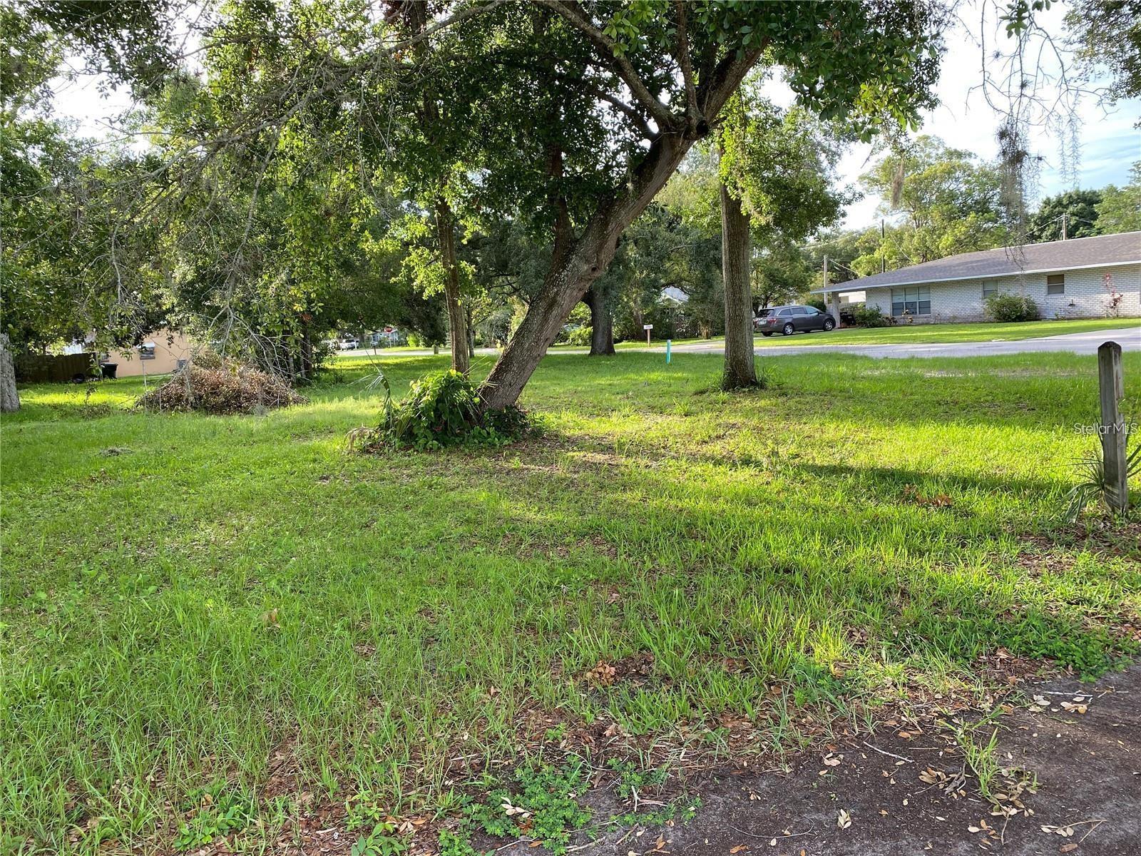 1323 Carolina Ave Property Photo 2