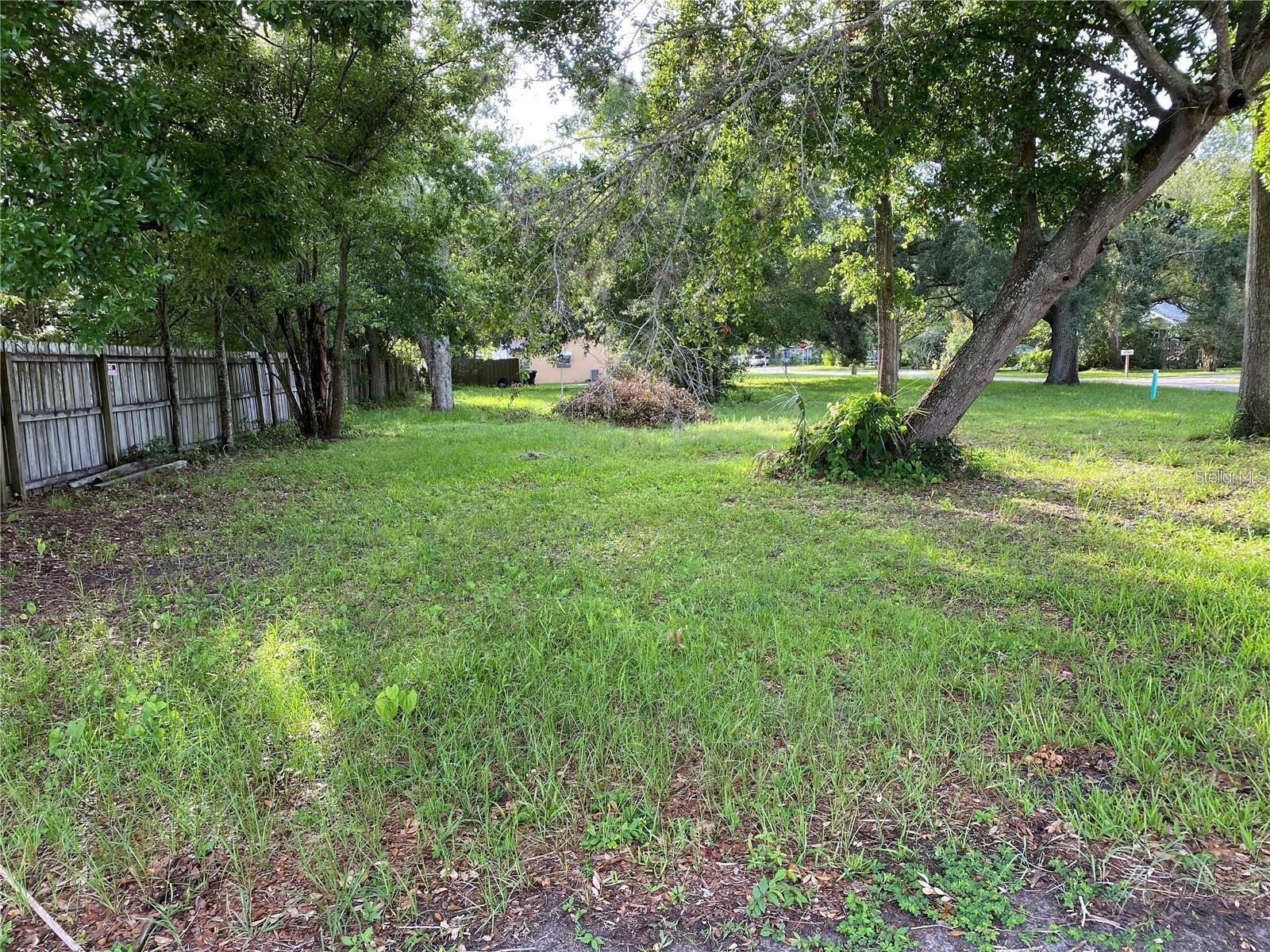 1323 Carolina Ave Property Photo 3
