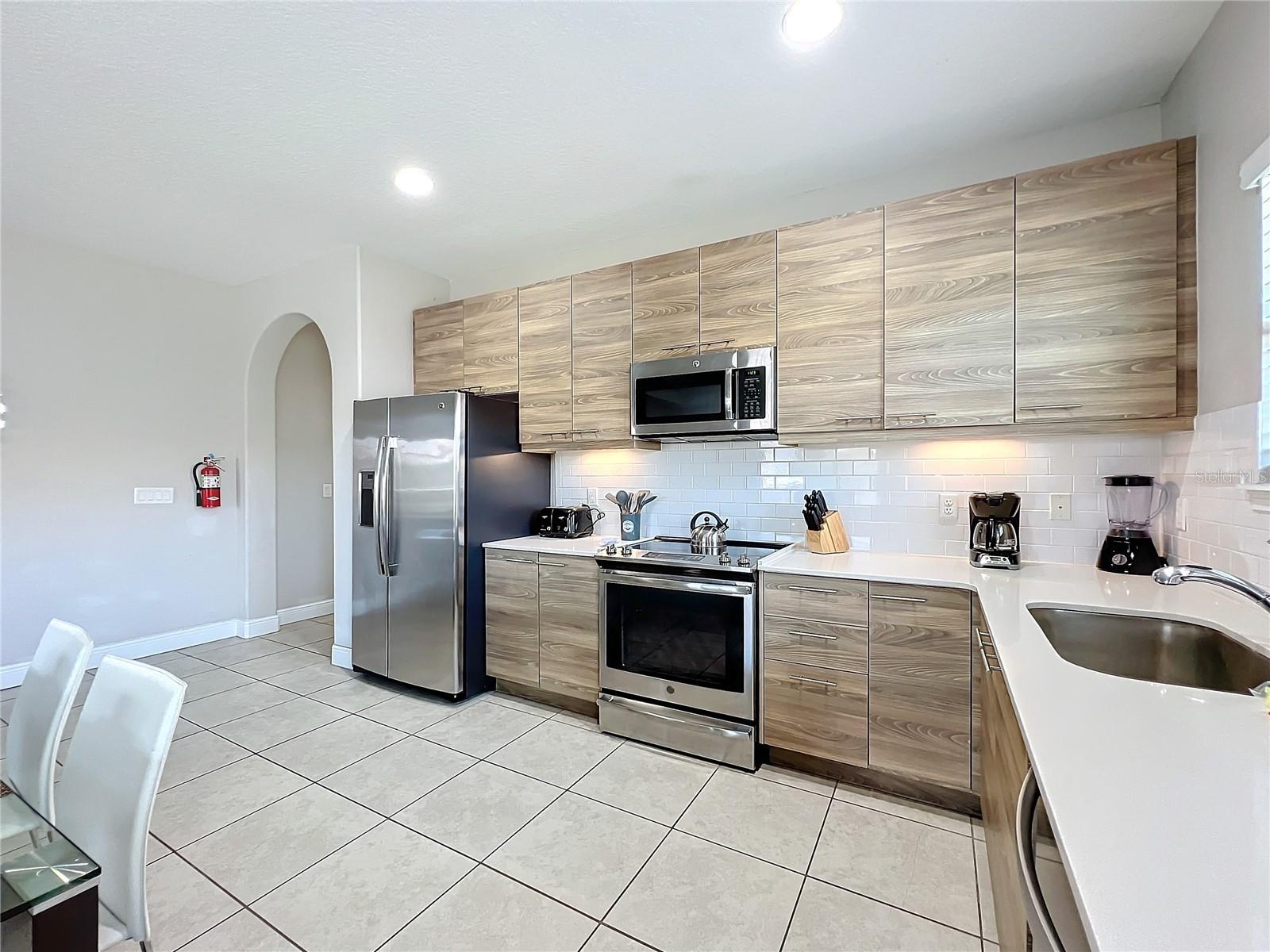 185 Brookes Pl Property Photo 6