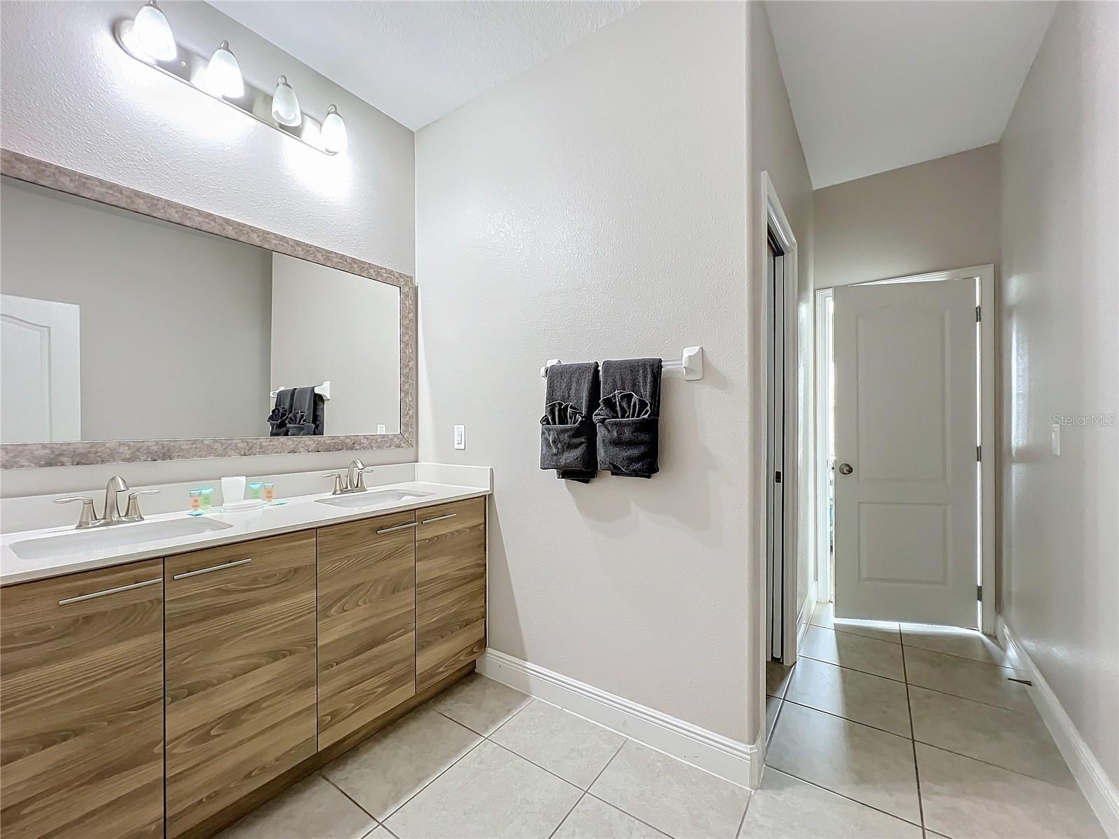 185 Brookes Pl Property Photo 21