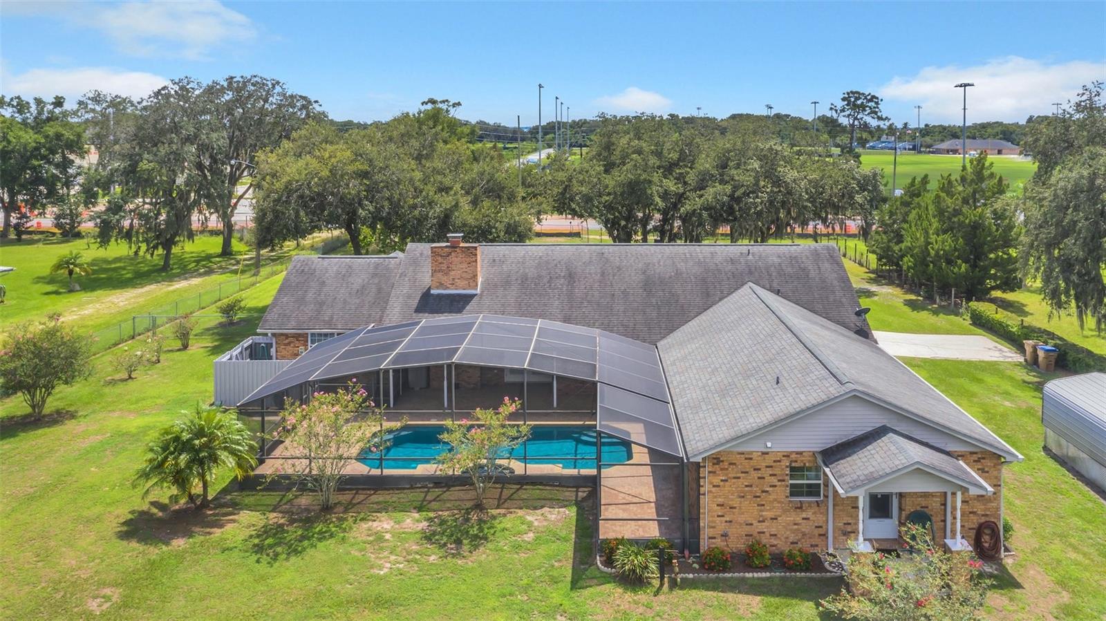 4147 Boggy Creek Rd Property Photo 4