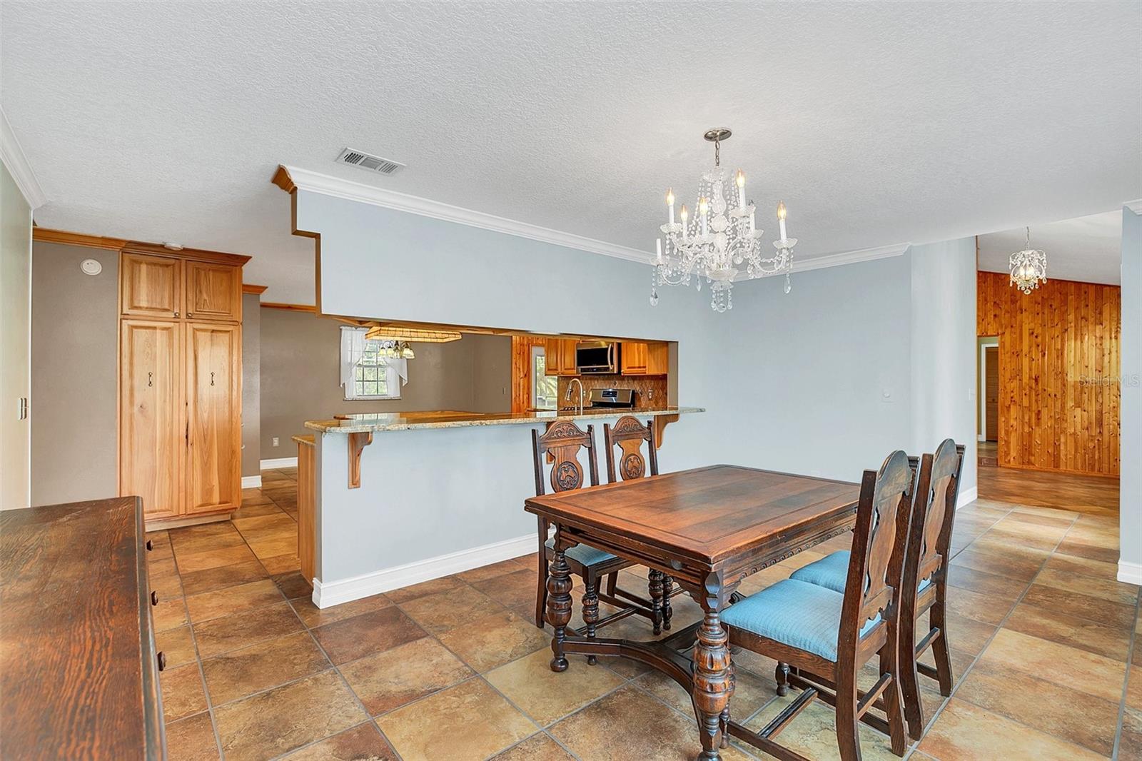 4147 Boggy Creek Rd Property Photo 20