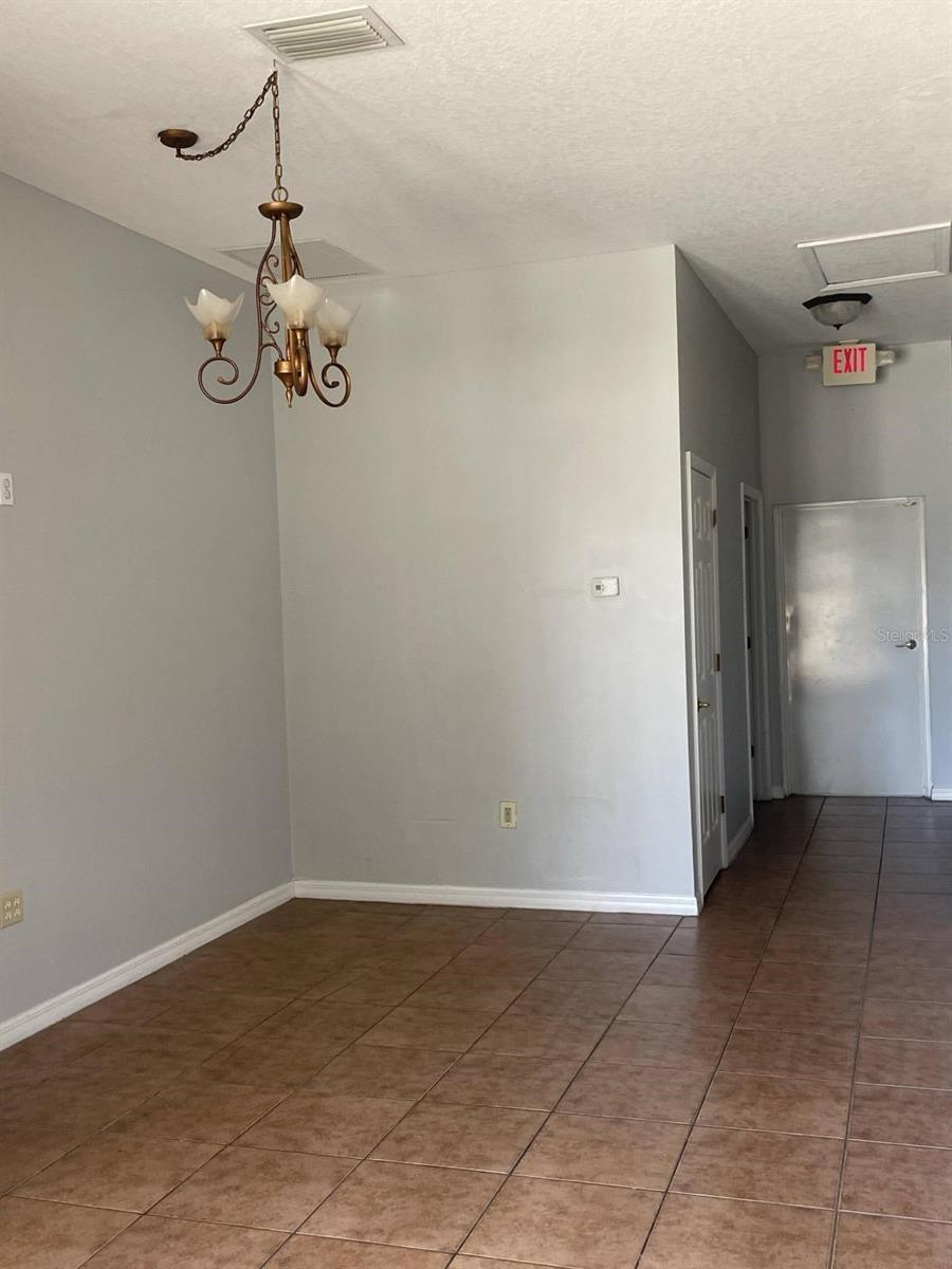 3001 Michigan Ave Property Photo 10