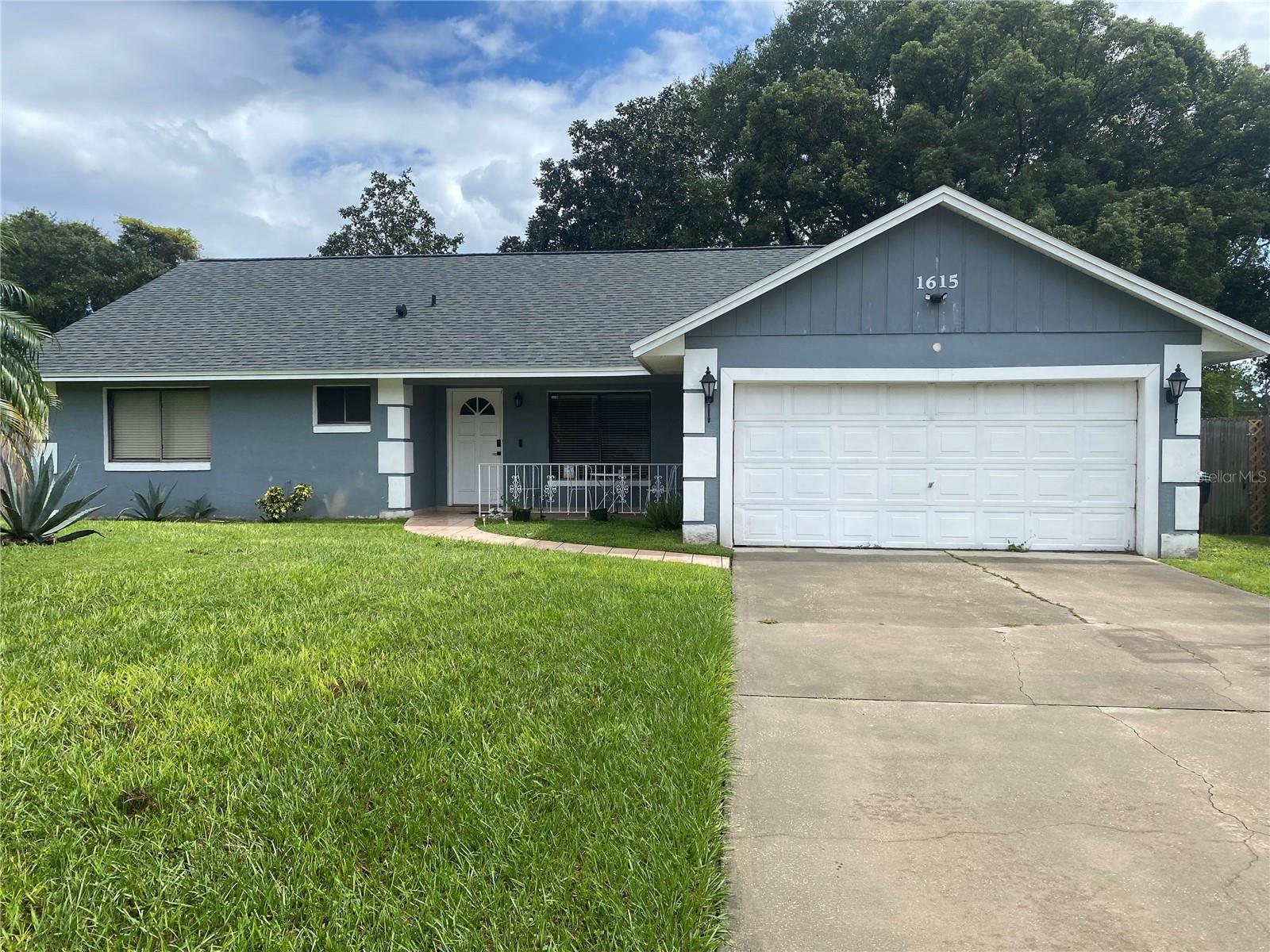 1615 Martinsville Ct Property Photo 1