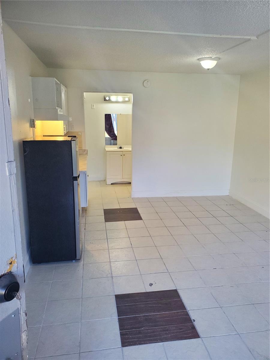 7900 S Orange Blossom Trl #1120 Property Photo 5