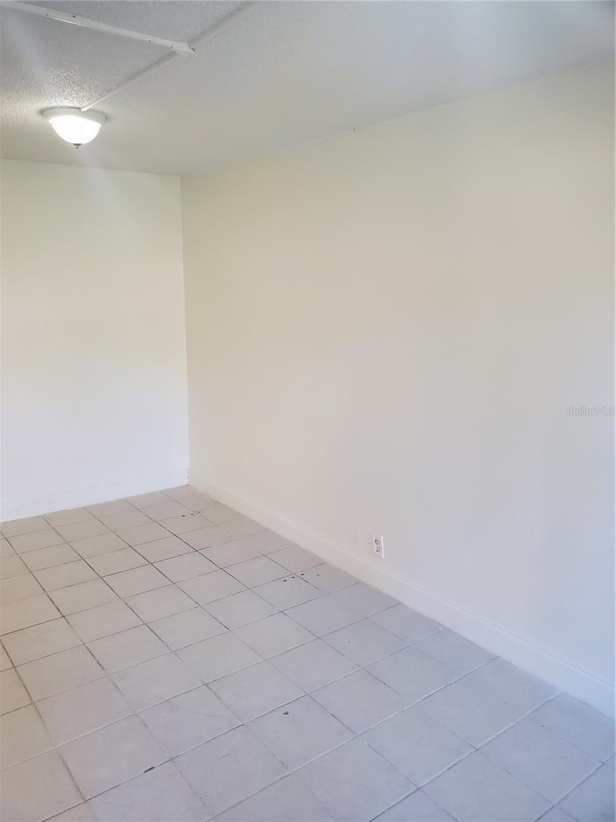 7900 S Orange Blossom Trl #1120 Property Photo 8