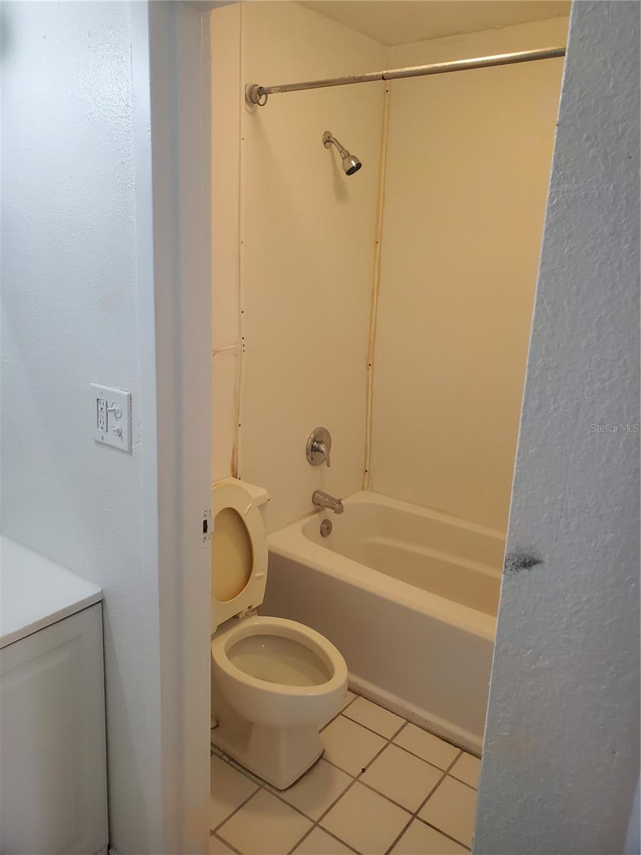 7900 S Orange Blossom Trl #1120 Property Photo 11