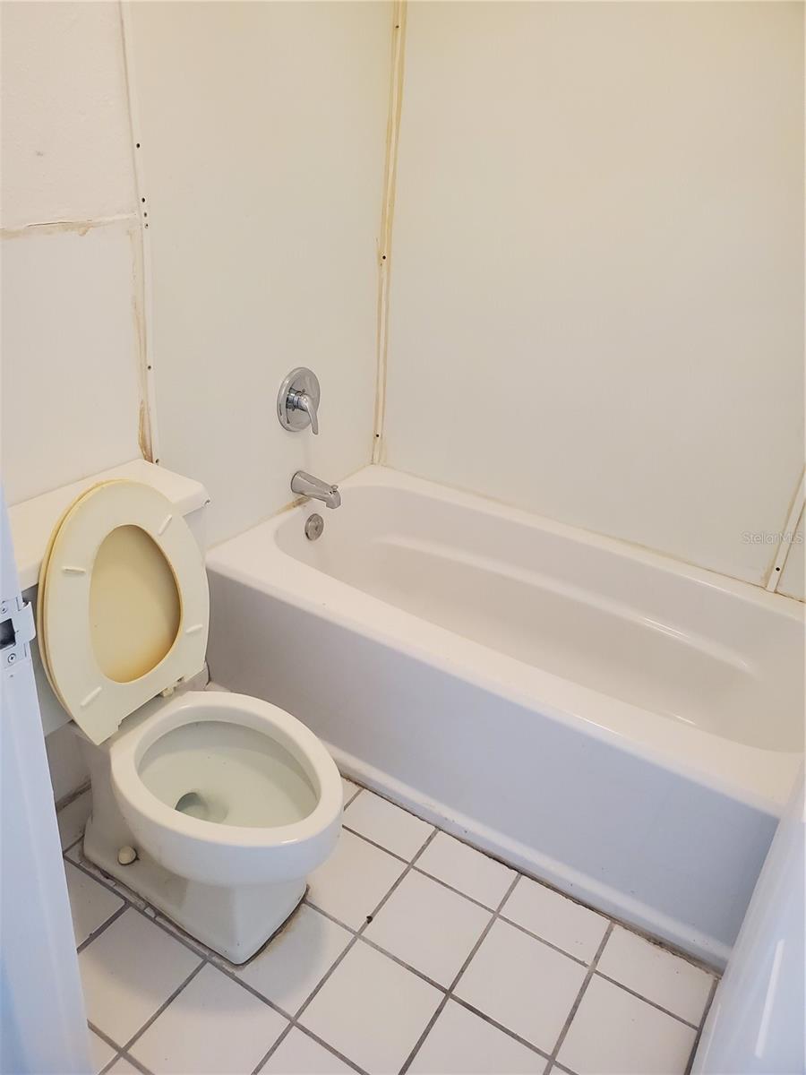 7900 S Orange Blossom Trl #1120 Property Photo 12