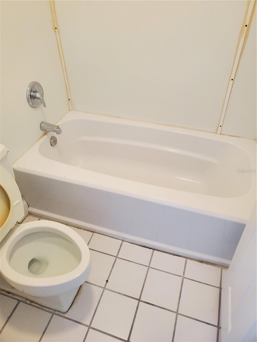 7900 S Orange Blossom Trl #1120 Property Photo 14