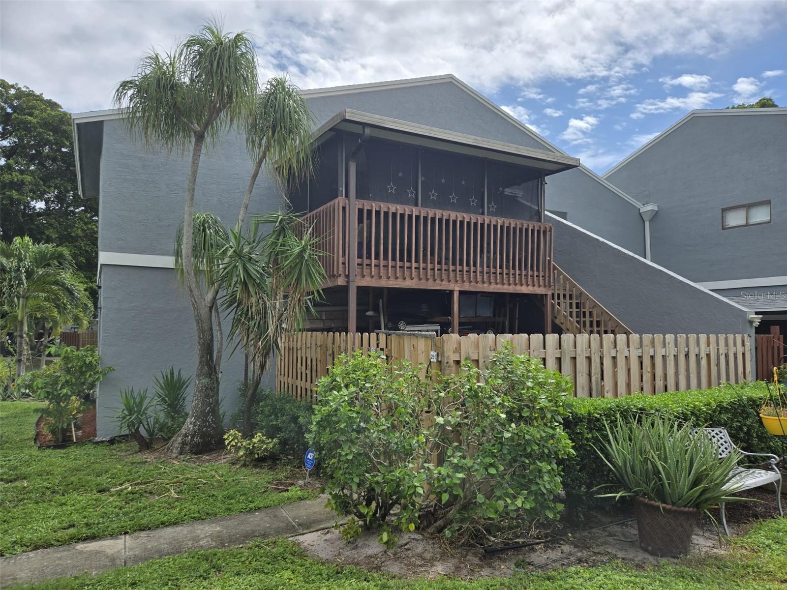 25 Crossings Cir #e Property Photo