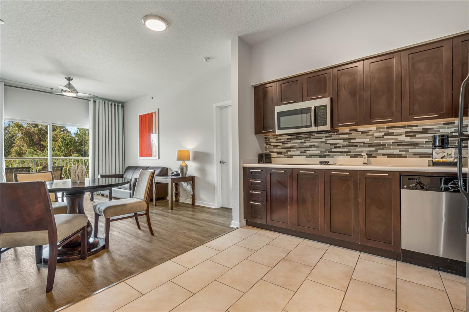 225 Celebration Pl #117 Property Photo 8