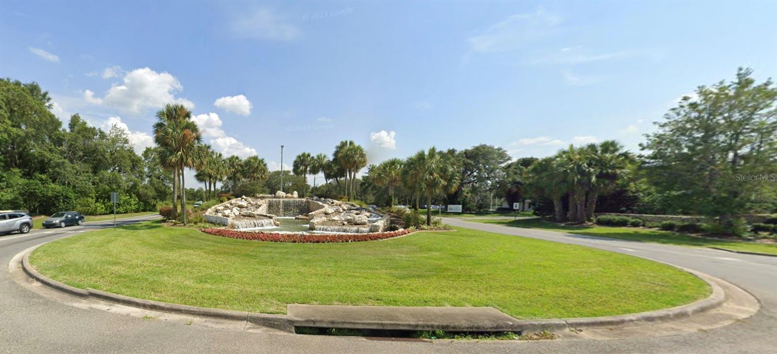 Marion Oaks Dr Property Photo 8