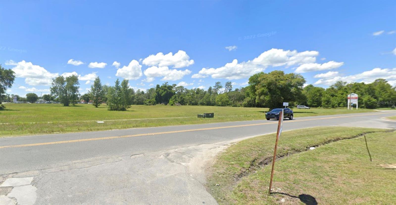 Marion Oaks Dr Property Photo 13