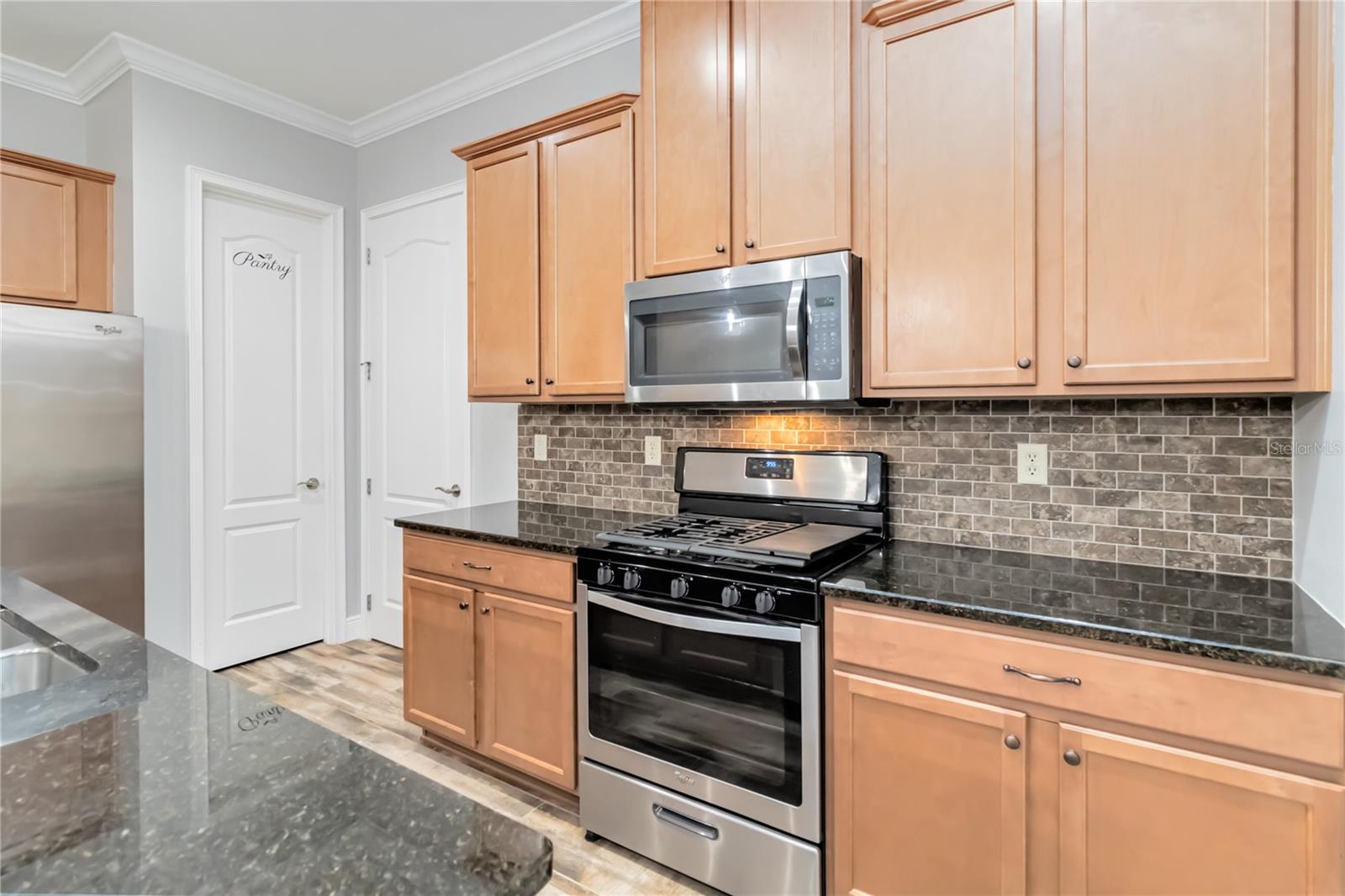 2482 Yellow Brick Rd Property Photo 15