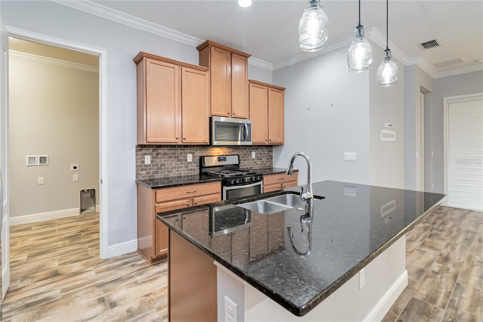 2482 Yellow Brick Rd Property Photo 19