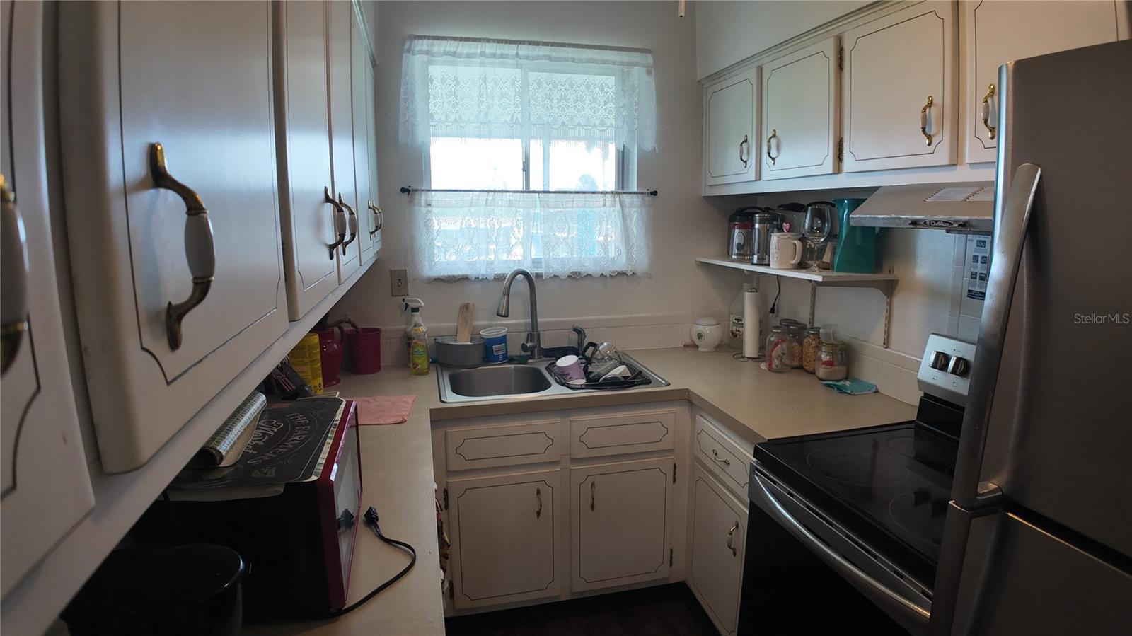 1600 W Lake Parker Dr #b23 Property Photo 18