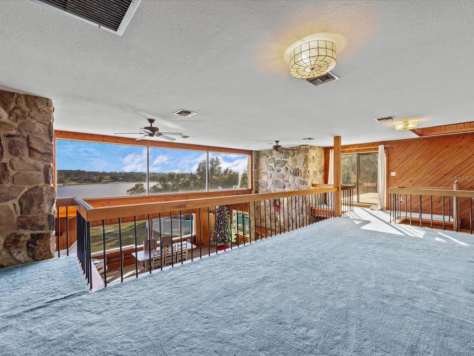 406 Masterpiece Rd Property Photo 5