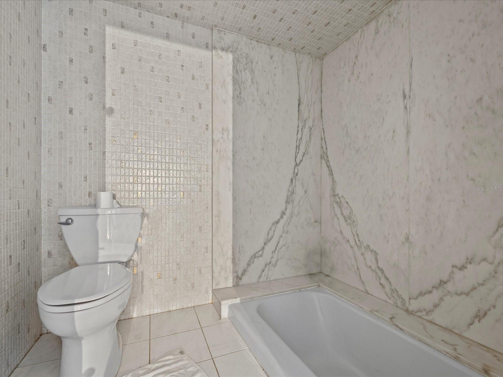 406 Masterpiece Rd Property Photo 40