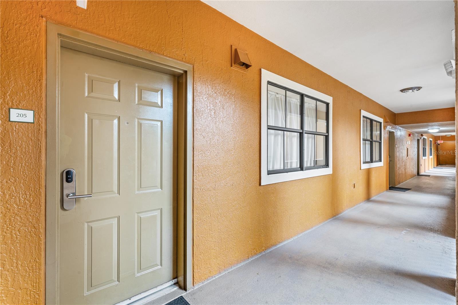 12544 Floridays Resort Dr Property Photo 6