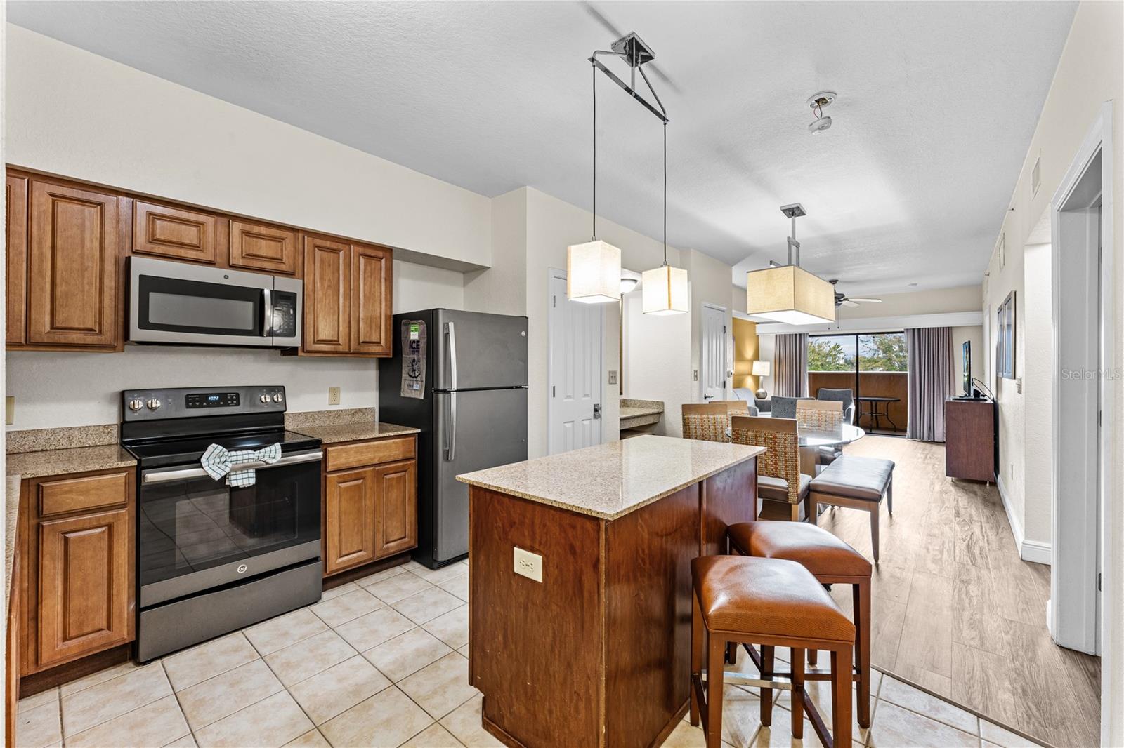 12544 Floridays Resort Dr Property Photo 8