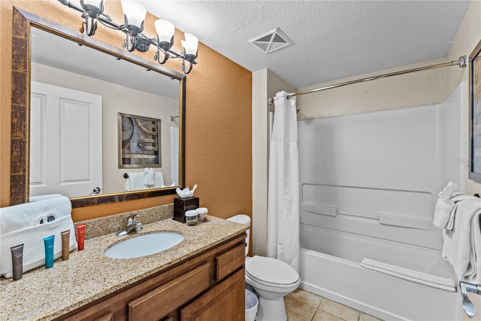 12544 Floridays Resort Dr Property Photo 24