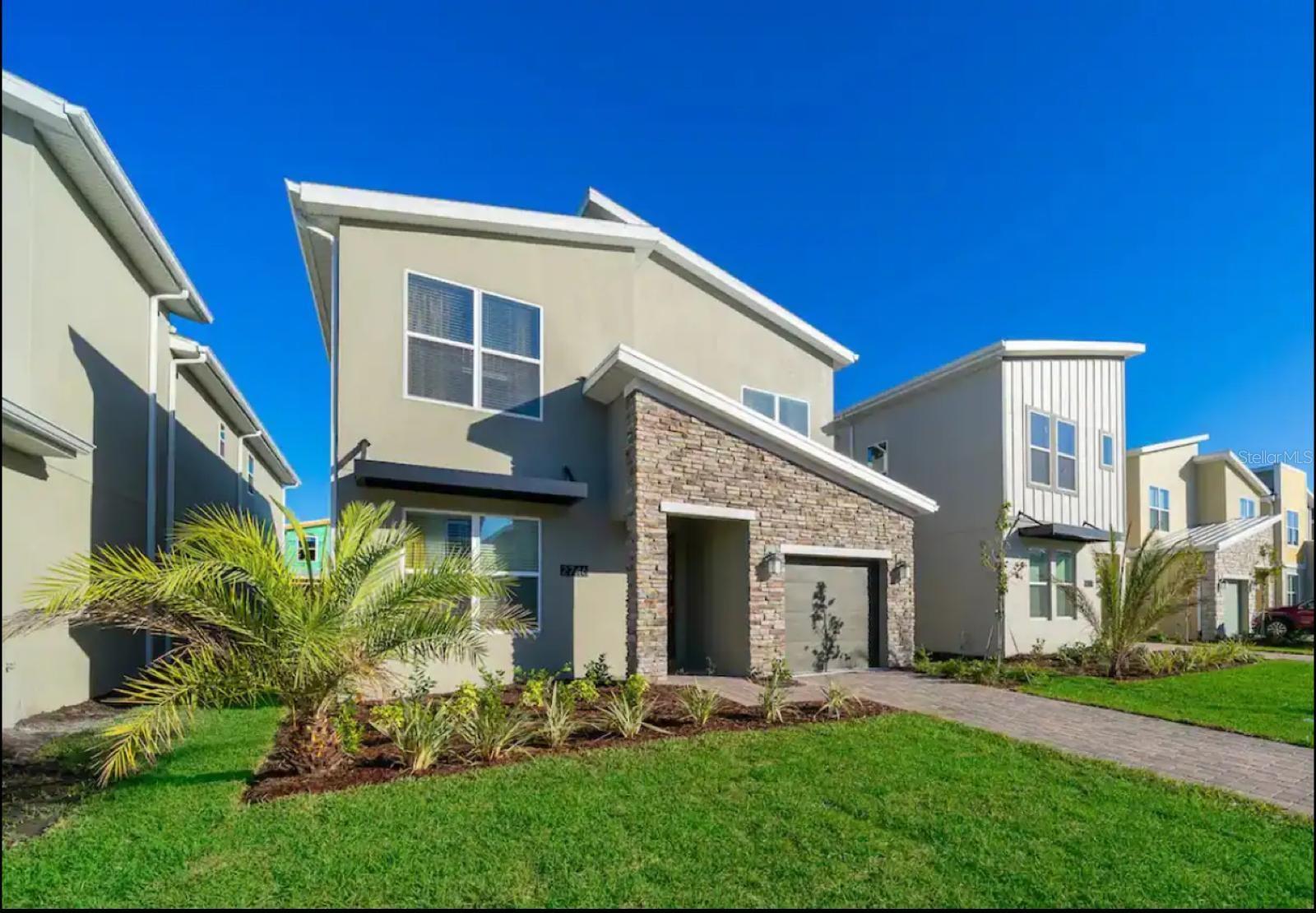 2746 BOOKMARK DR Property Photo 1
