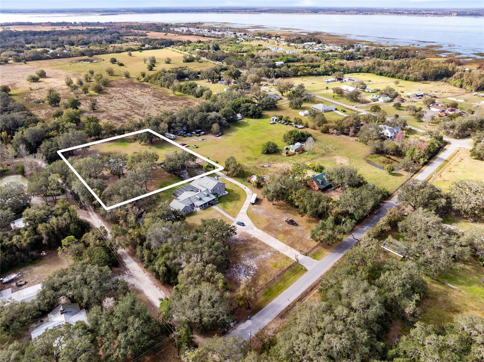 Seminole Rd Property Photo 15