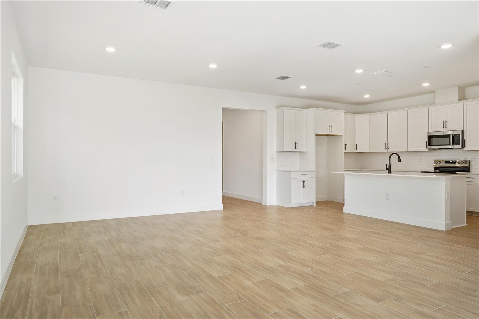 9071 Players Dr Property Photo 11