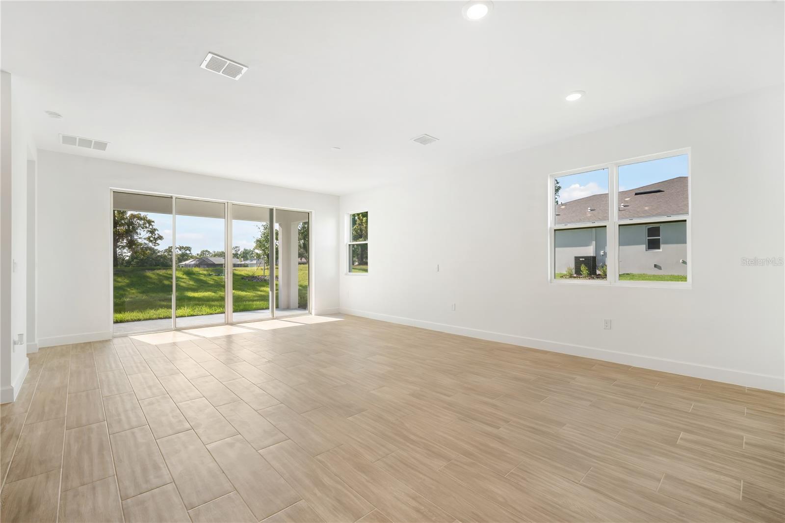 9071 Players Dr Property Photo 13