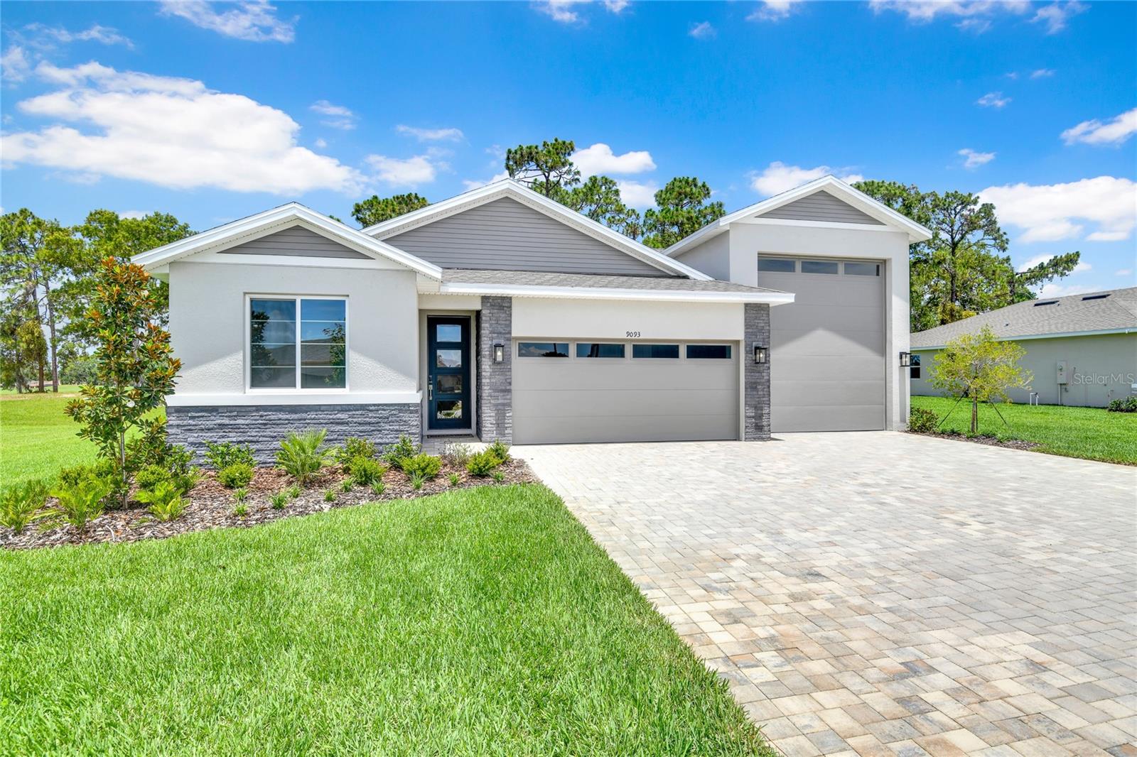 9093 PLAYERS DR Property Photo 1
