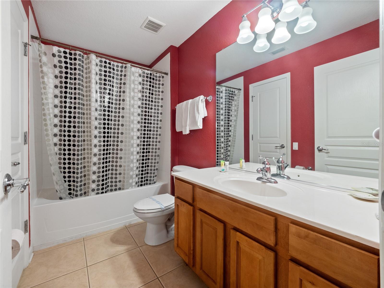 2615 Pawnall St Property Photo 26