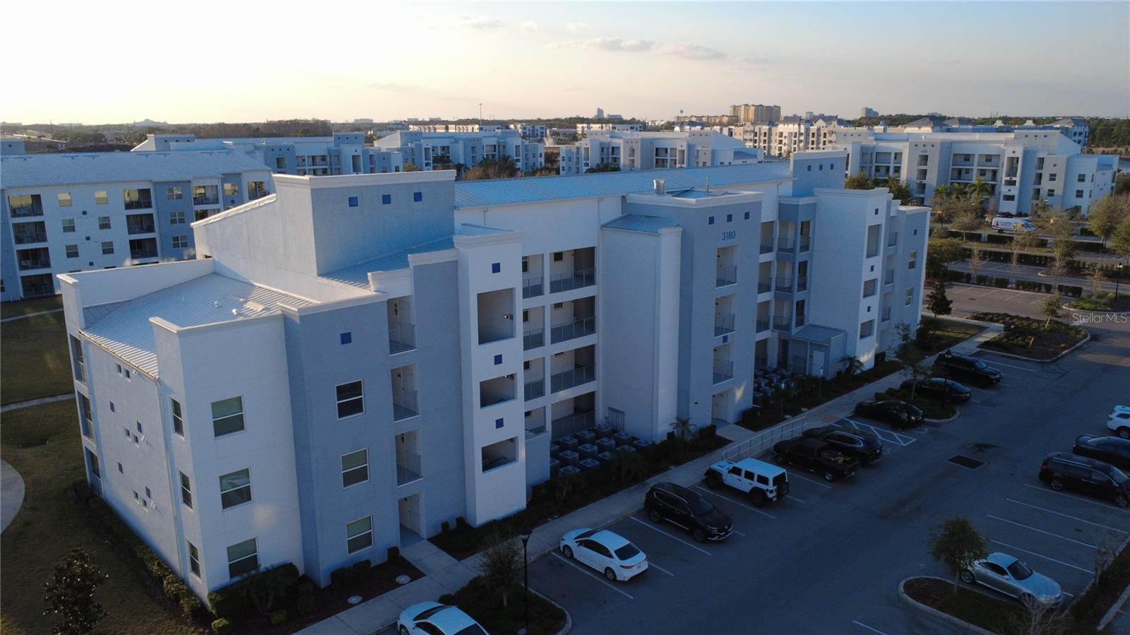 3180 PARADOX CIR #102