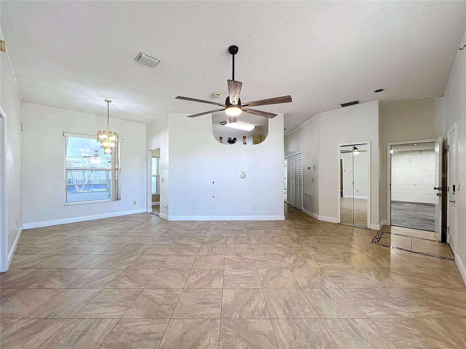 8079 Cloverglen Cir Property Photo 6