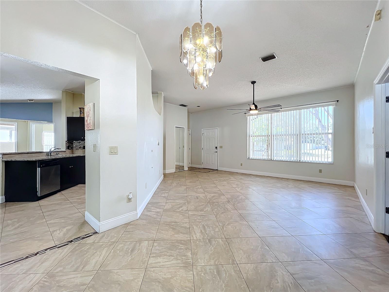 8079 Cloverglen Cir Property Photo 7