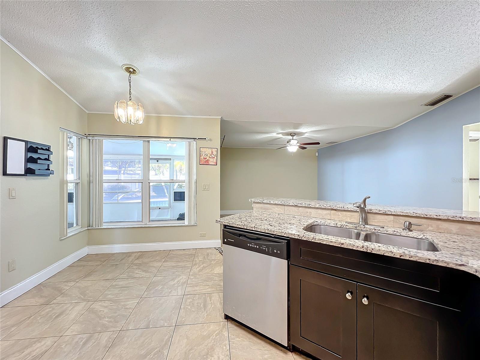 8079 Cloverglen Cir Property Photo 9