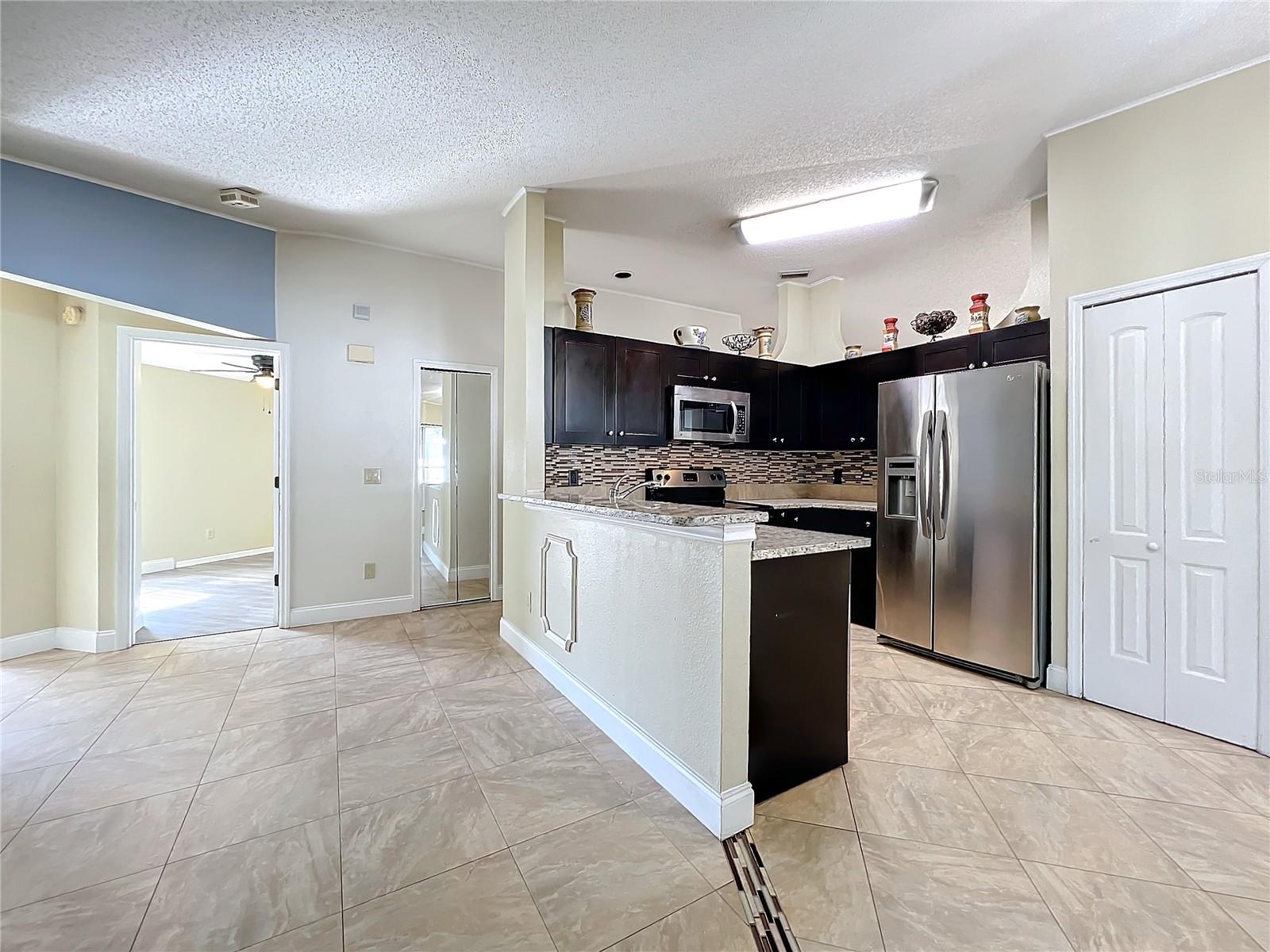 8079 Cloverglen Cir Property Photo 10
