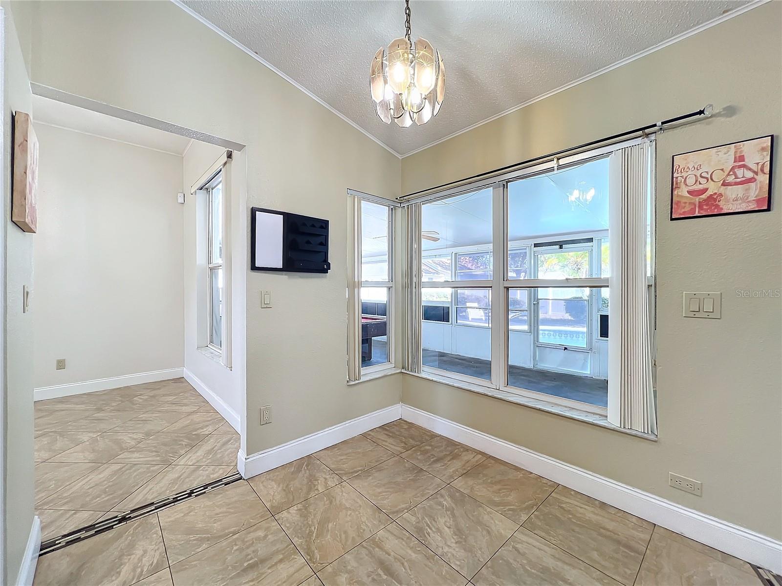 8079 Cloverglen Cir Property Photo 13