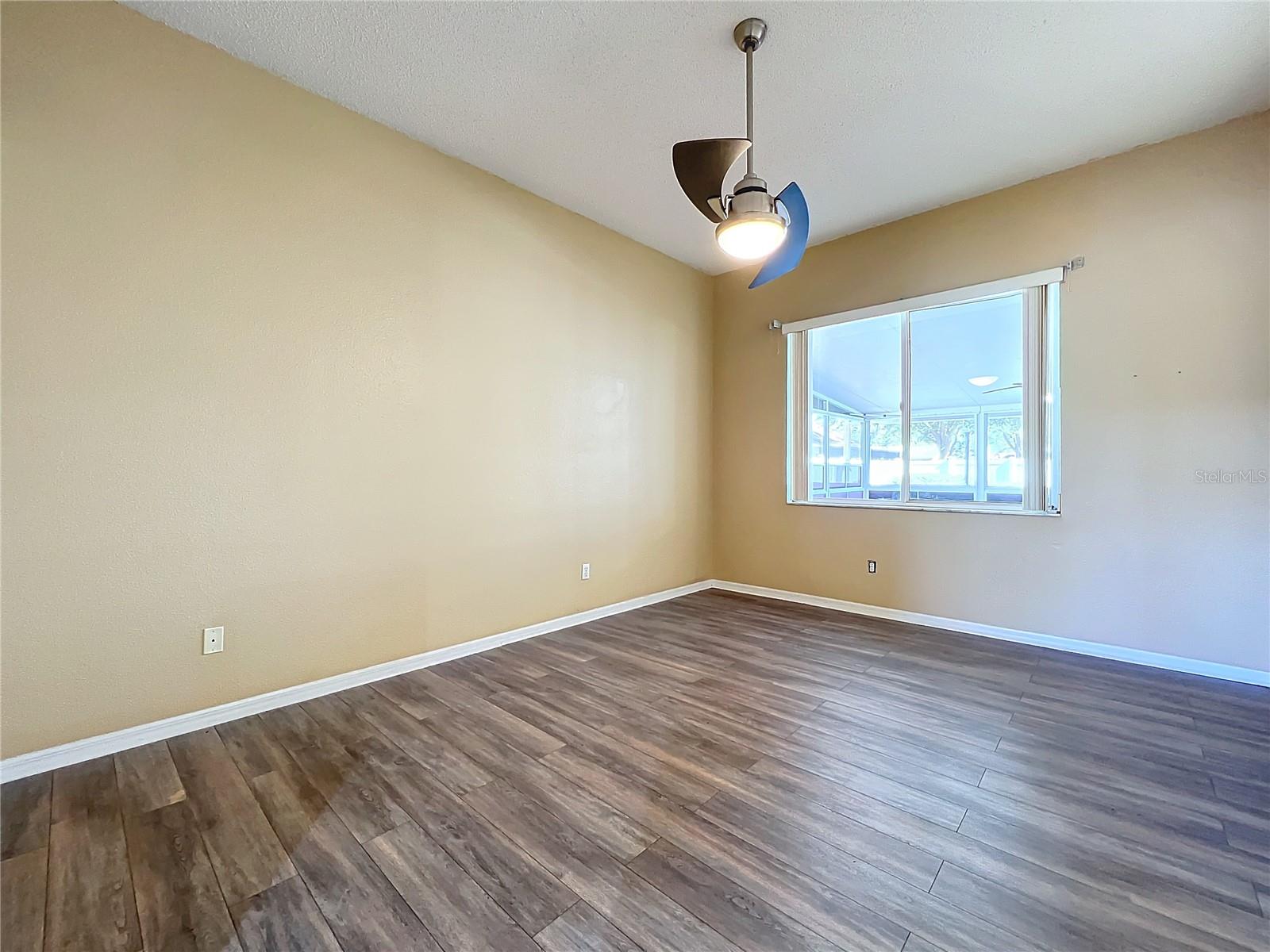 8079 Cloverglen Cir Property Photo 17